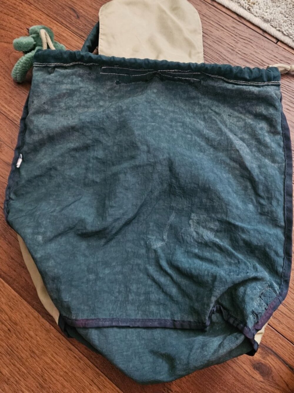 Kipling Original Flap Backpack – Green with Monkey Keychain - Picture 5 of 5